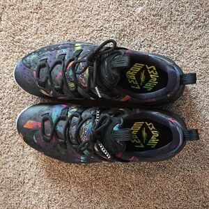 Nike LeBron mens basketball shoes size 11.5